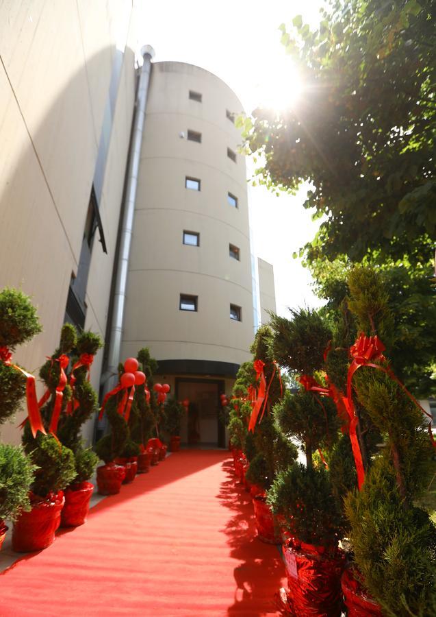 Hotel Nuvola Прато Экстерьер фото